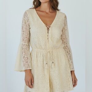 American Eagle Women's Cream Lace Fit Flare Bell Sleeve Dress Size Medium Boho
